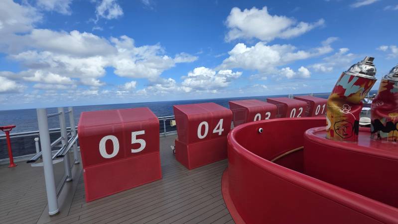 clamshell seating and increased loungers on deck