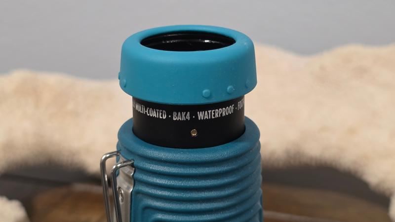 Nocs Provisions Zero Tube 8x25 monocular in teal Wave Armor closeup