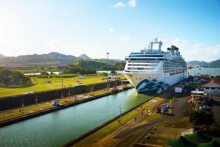 weather on panama canal cruise in february