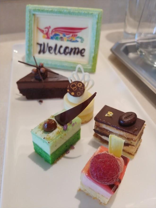 canapes on norwegian joy sailing from vancouver