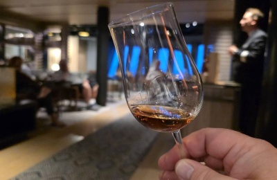 Comparing All-Inclusive Great Lakes Cruise Lines, Let's Find The Best Option For Your Style