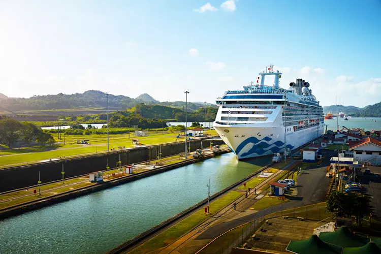 island princess cruise ship on panama canal cruise