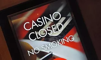no smoking sign in the casino on NCL Encore