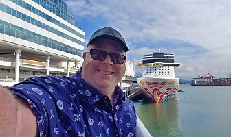 James with Norwegian Joy at Canada Place